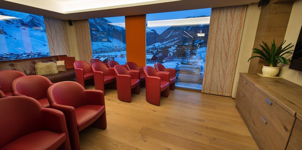 Montana Hotel 4*